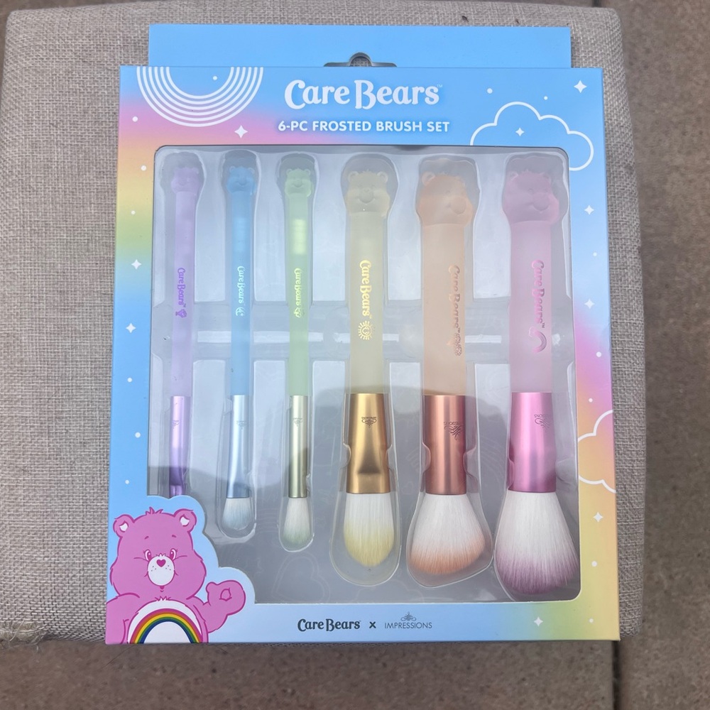 Care Bears Frosted Brush Set